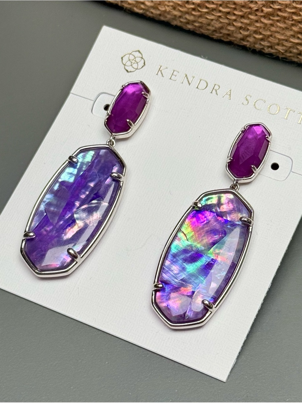 Kendra Scott Statement Elle Silver Earrings in Lilac Abalone with Purple MOP - Picture 2 of 3